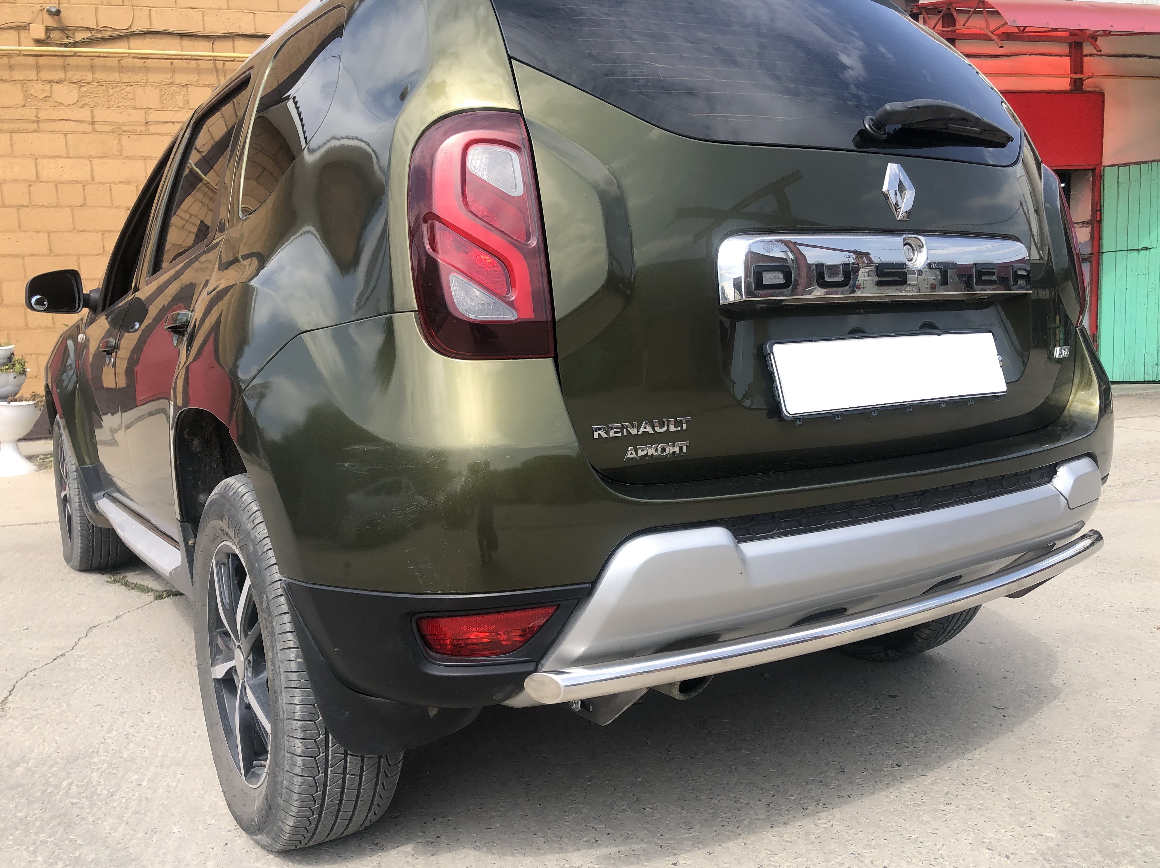 Защита заднего бампера d42 мм для Renault Duster I Рестайлинг