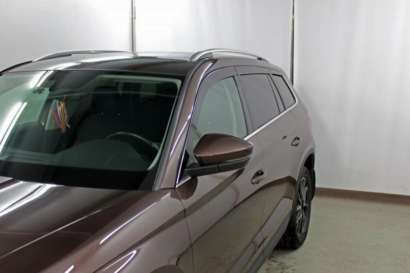Дефлекторы окон 2D 6 шт для Skoda Kodiaq I Черные Стрелка 11 2D008-6.S11