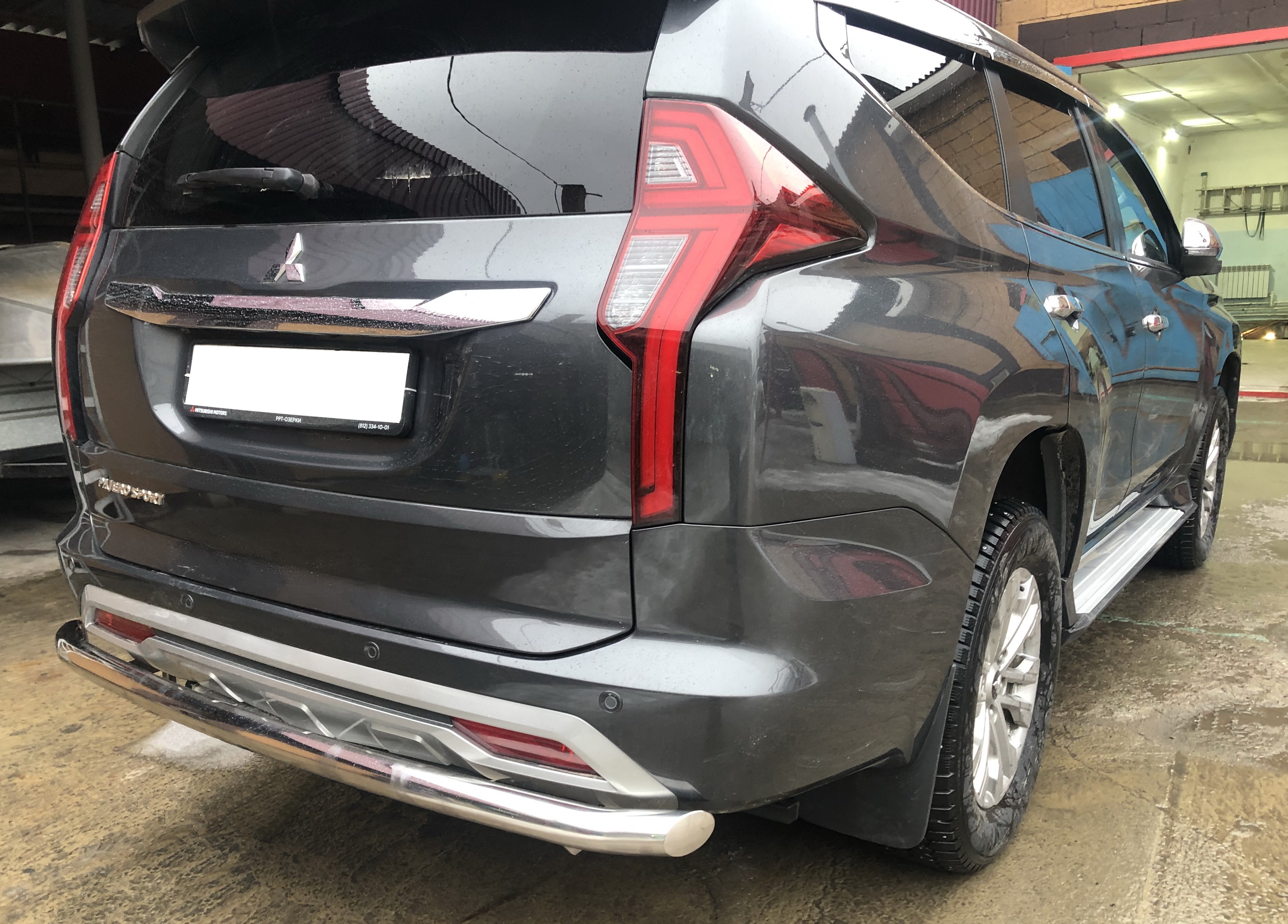 Защита заднего бампера d60 мм для Mitsubishi Pajero Sport III Рестайлинг