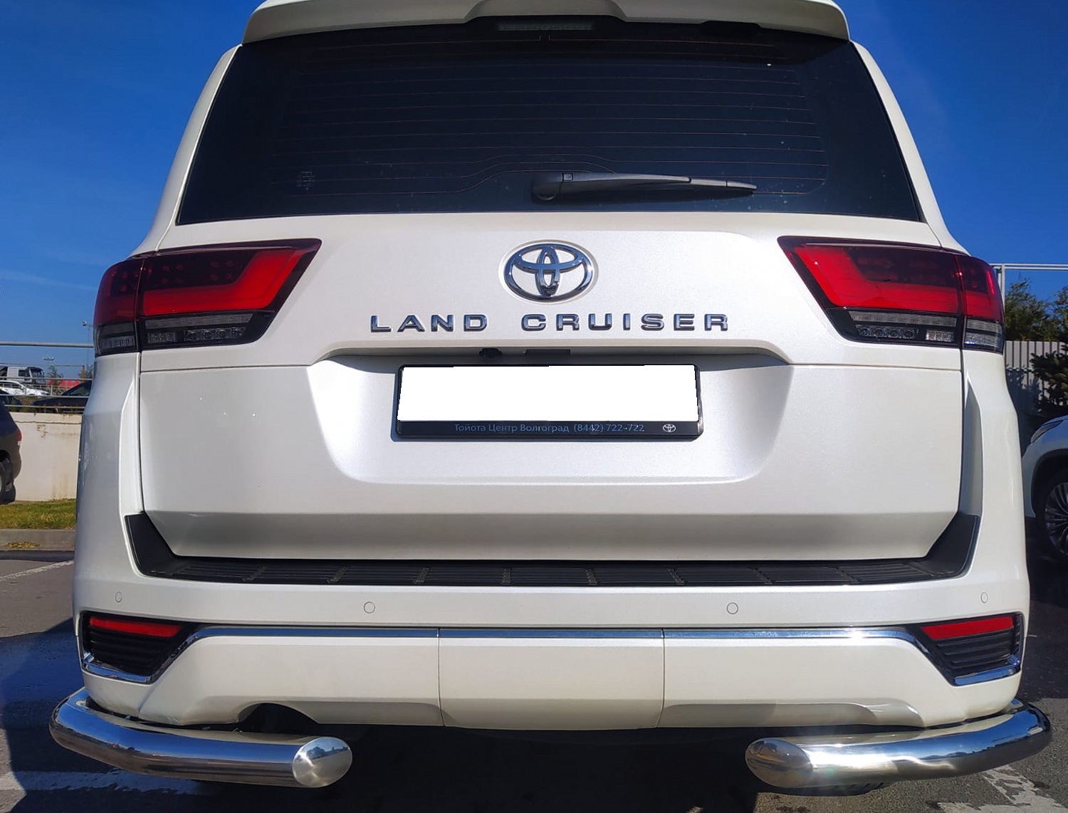 Защита заднего бампера угловая d76 мм для Toyota Land Cruiser 300 Series