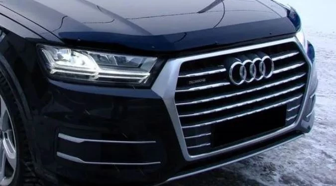 Дефлектор капота темный для Audi Q7 II (4M)  SIM NLD.SAUDQ71512