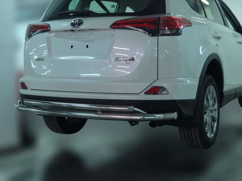 Защита заднего бампера двойная d60/42 мм для Toyota RAV4 IV (XA40) Рестайлинг  Юко TRAV.15.16
