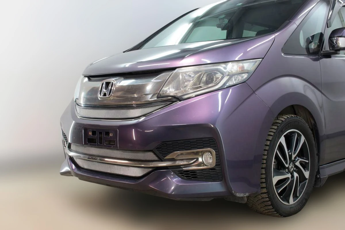 Комплект сеток chrome верх и низ для Honda Stepwgn V Хром Стрелка 11 HONSW15.top.chrome-HONSW15.bot.chrome