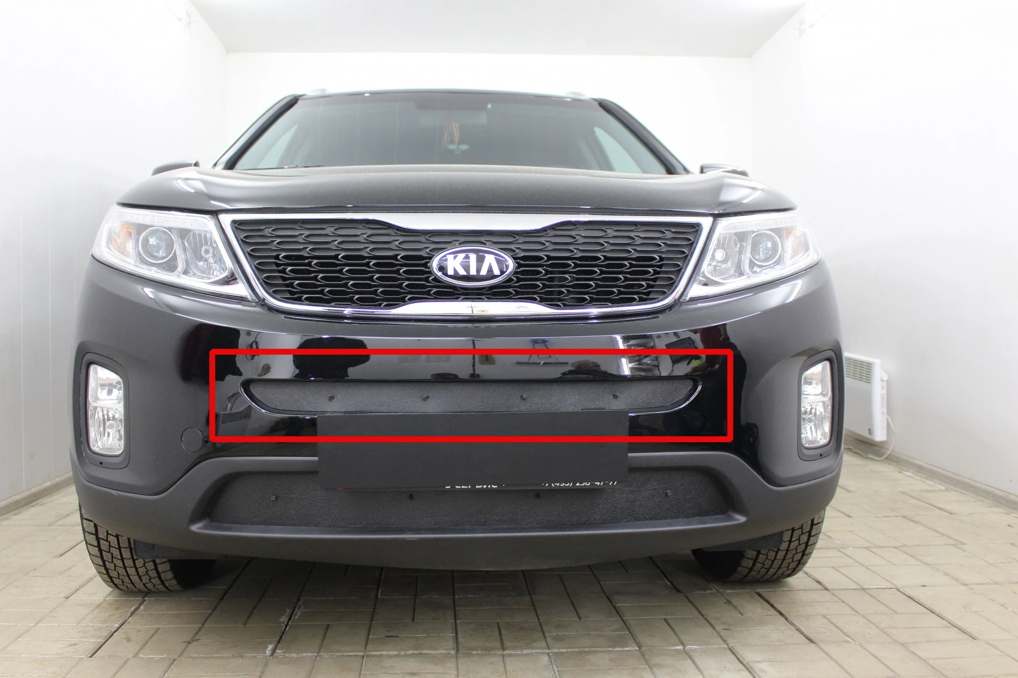 Зимняя заглушка радиатора на стяжке середина для Kia Sorento II Рестайлинг