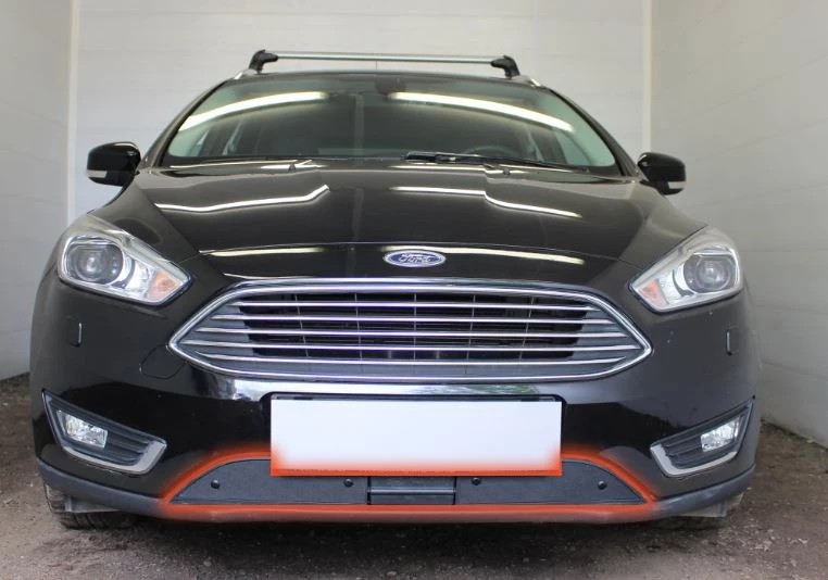 Зимняя заглушка радиатора к съемной сетке низ для Ford Focus III Рестайлинг Черный Стрелка 11 FFOCIII14.bot1