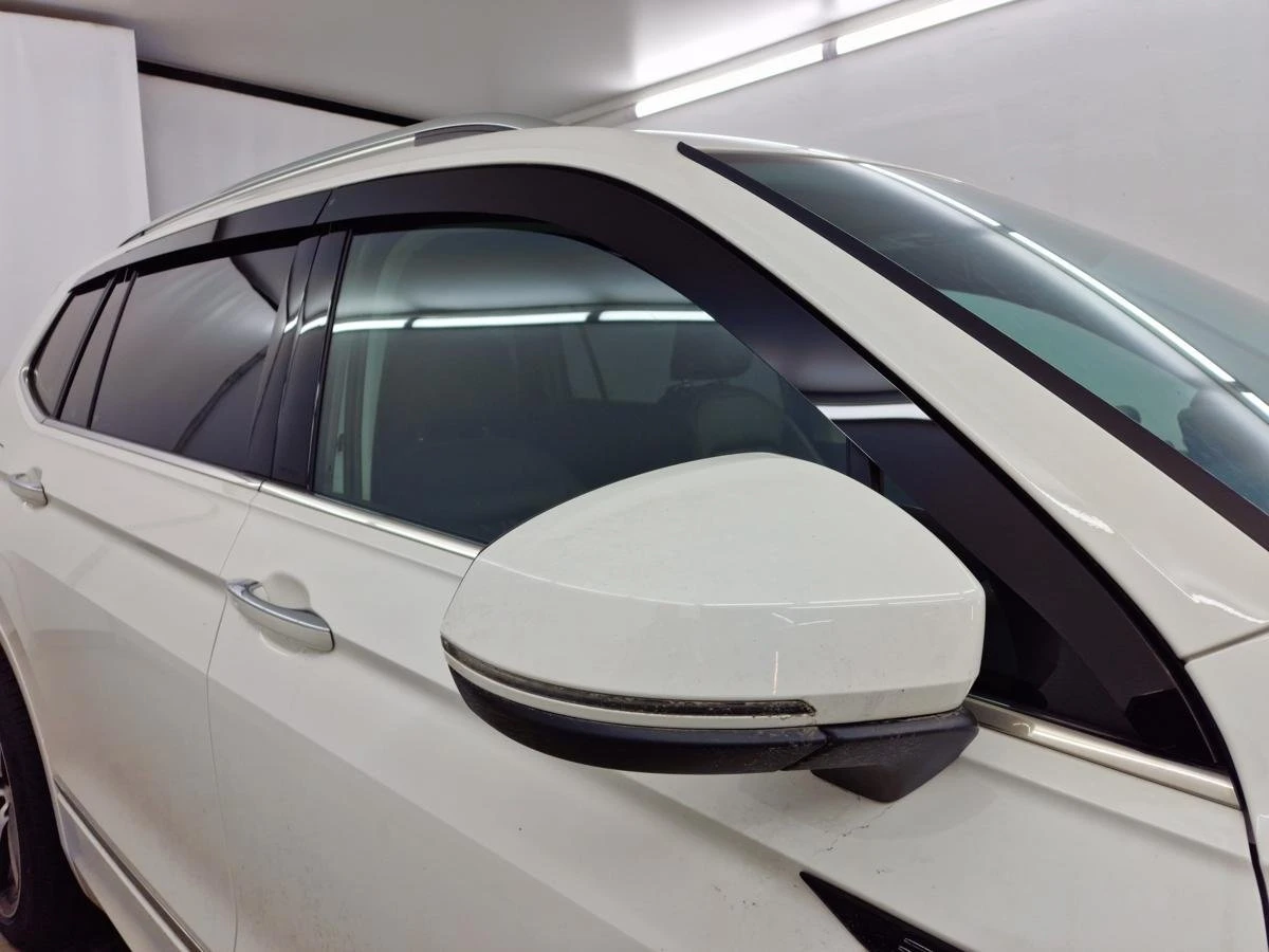 Дефлекторы окон 2D 6 шт. под наклоном для Volkswagen Tiguan II Рестайлинг