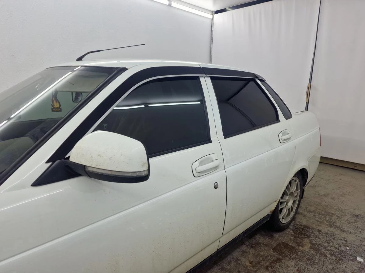 Дефлекторы окон 2D с хром накладками 6 шт. для LADA (ВАЗ) Priora I Рестайлинг