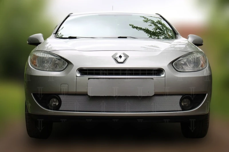 Комплект сеток chrome верх и низ для Renault Fluence I Хром Стрелка 11 RFLU09.top.chrome-RFLU09.bot.chrome