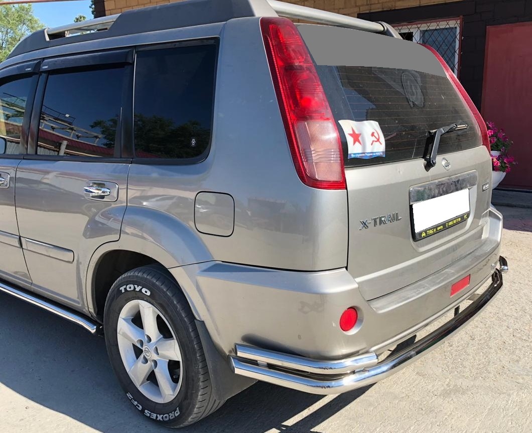 Защита заднего бампера угловая большая двойная d60/42 мм для Nissan X-Trail I Рестайлинг