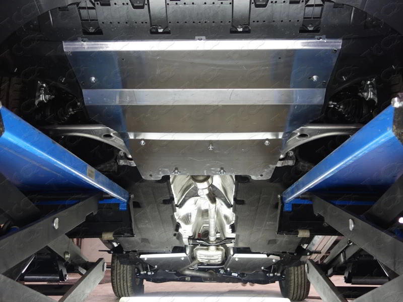 Защита топливного бака правая для Audi Q3 I (8U)