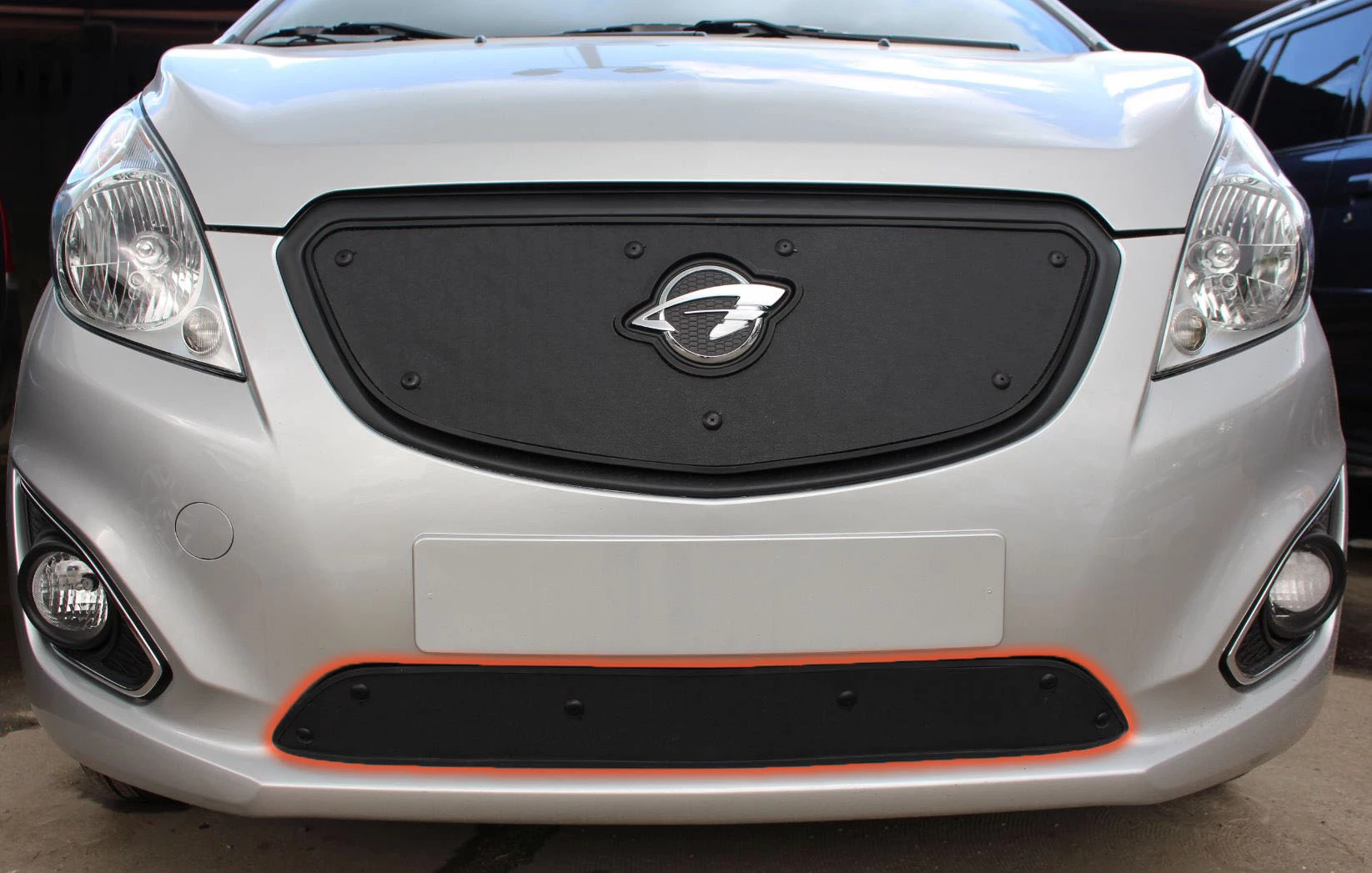 Зимняя заглушка радиатора к съемной сетке низ для Ravon R2