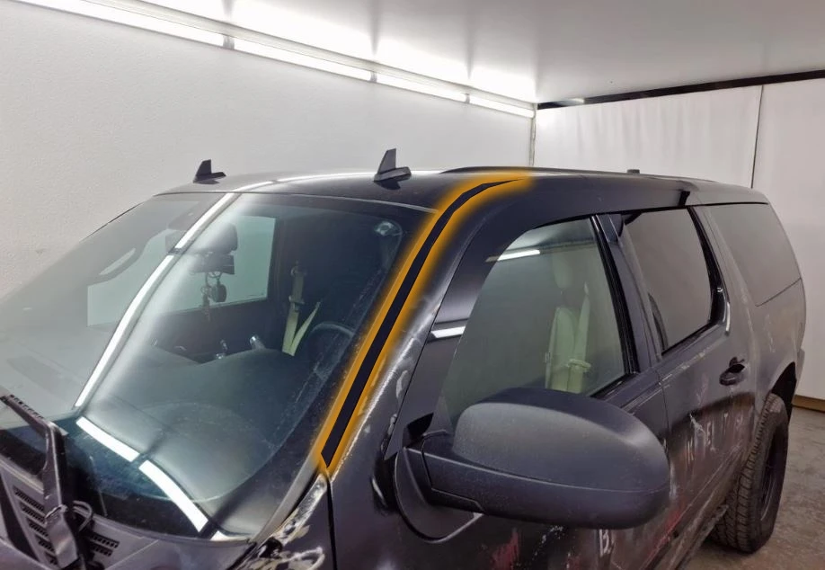 Водосток лобового стекла Премиум для Cadillac Escalade III