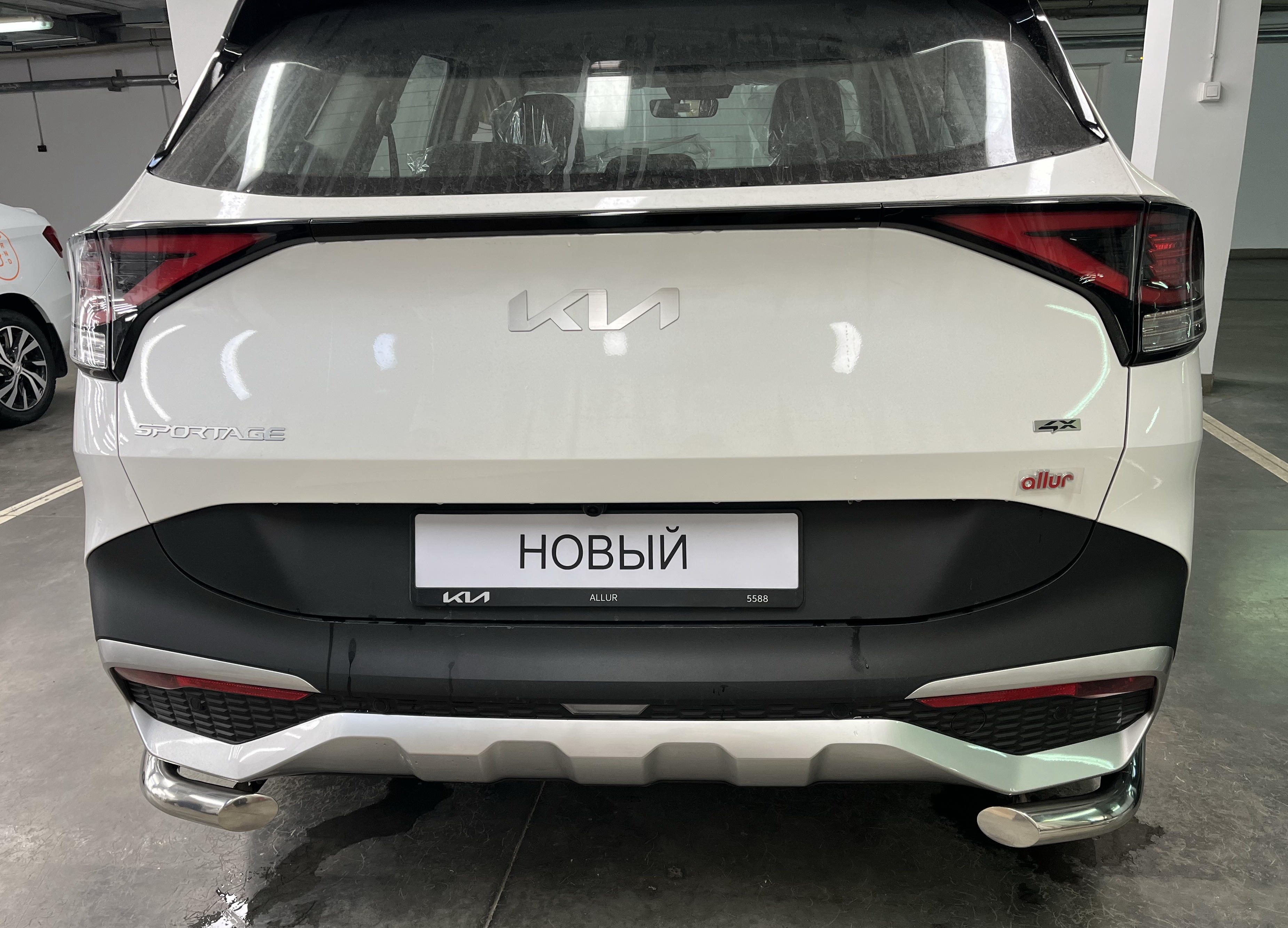 Защита заднего бампера угловая d60 мм для Kia Sportage V