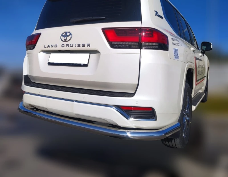 Защита заднего бампера угловая большая d76 мм для Toyota Land Cruiser 300 Series  Юко TLCU300.21.22