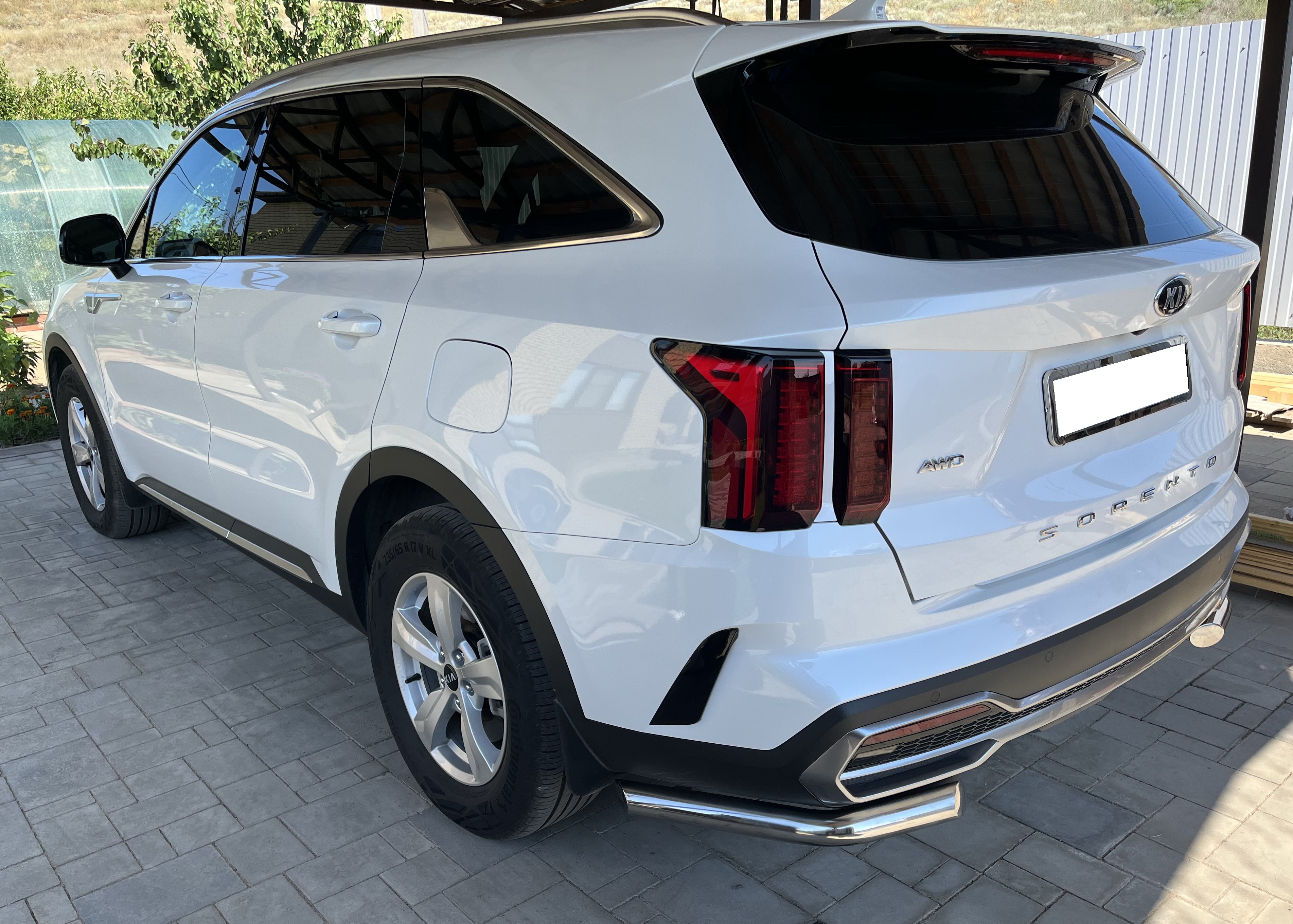 Защита заднего бампера угловая d60 мм для Kia Sorento IV