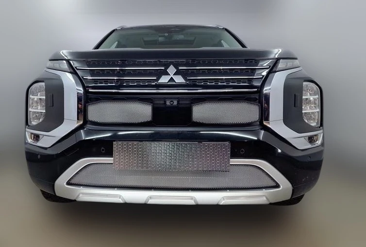 Комплект сеток chrome верх 2 части и низ для Mitsubishi Outlander IV