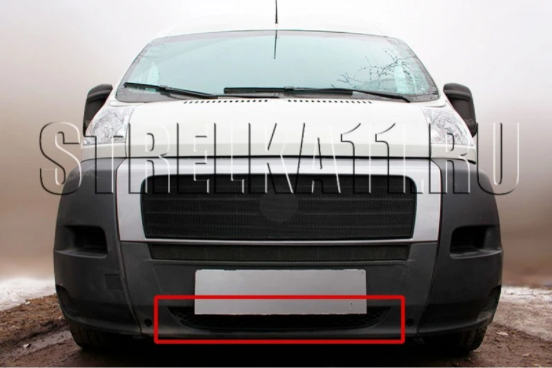 Защитная сетка радиатора низ для Fiat Ducato III Черный Стрелка 11 FDUCIII.bot.black