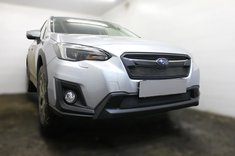 Комплект сеток black верх 2 части и низ для Subaru XV II Черный Стрелка 11 SUXV17.top.black-SUXV17.bot.black