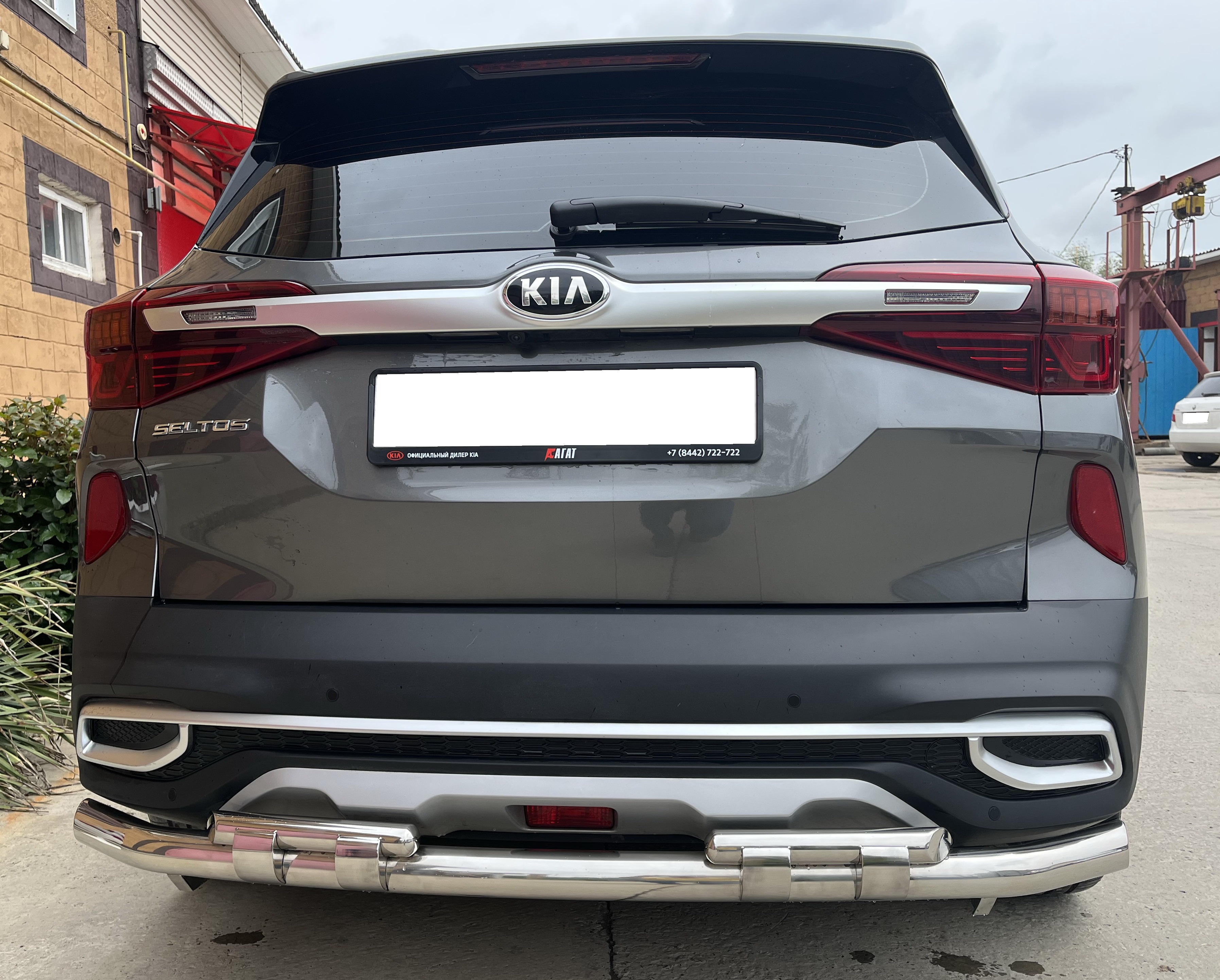 Защита заднего бампера с перемычками d60/42 мм для Kia Seltos I