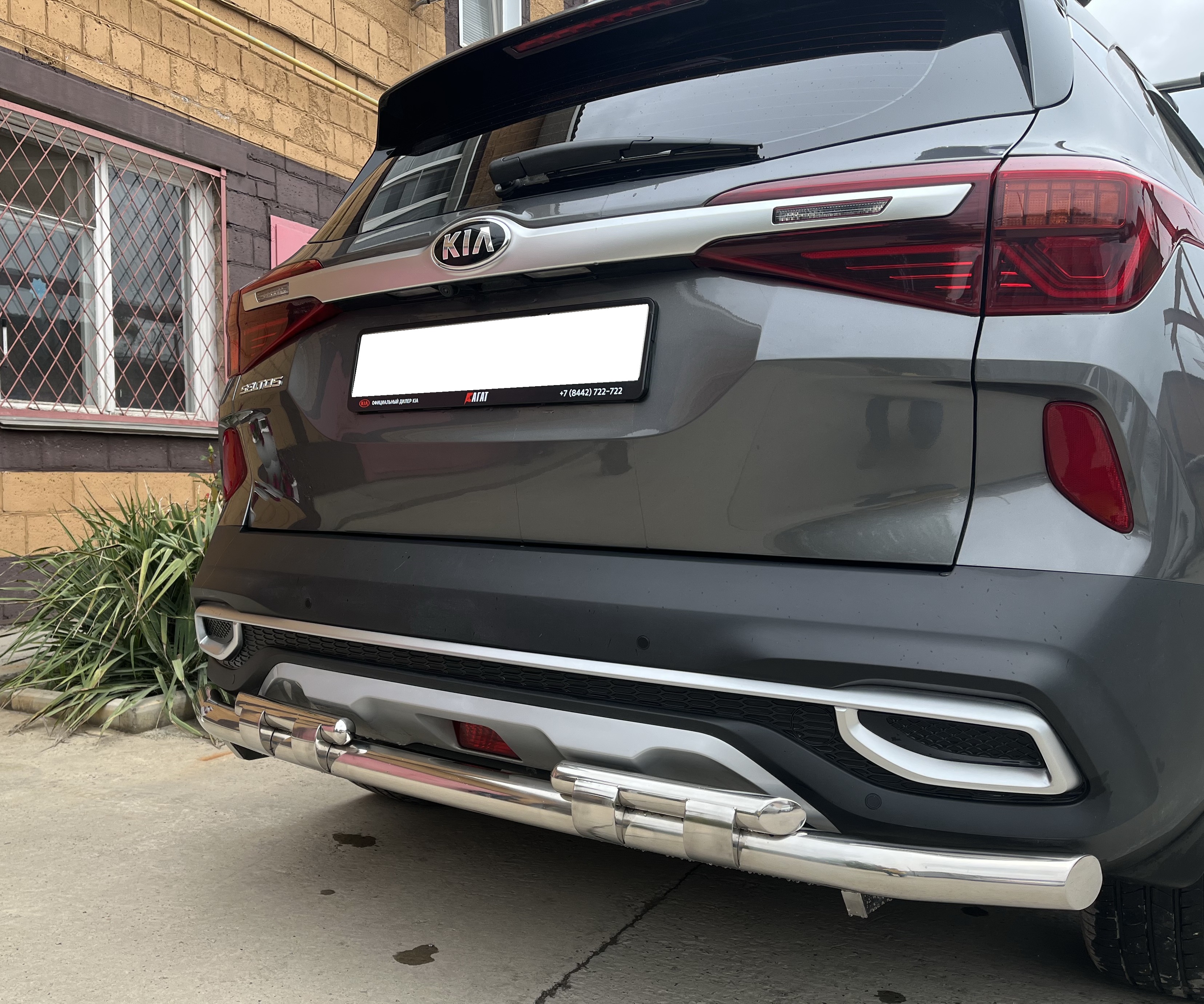 Защита заднего бампера с перемычками d60/42 мм для Kia Seltos I