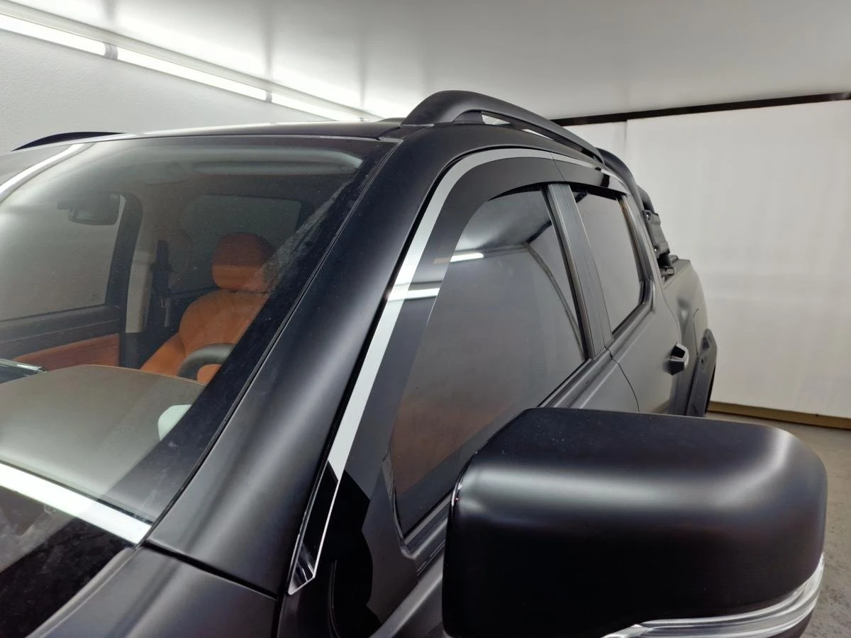 Дефлекторы окон 2D с хром накладками 4 шт. для Foton Tunland V9 I