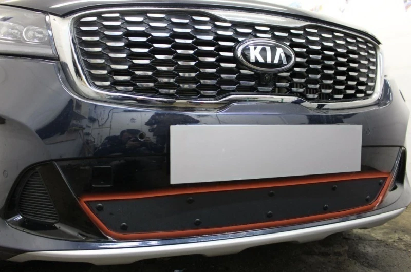 Зимняя заглушка радиатора к съемной сетке для Kia Sorento III Prime Рестайлинг  Стрелка 11 KSORPR17.ACC