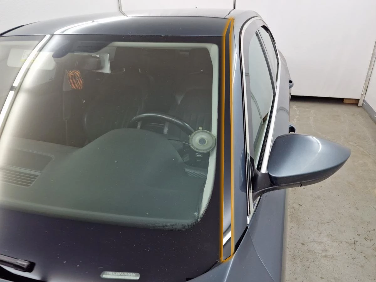 Водосток лобового стекла Премиум для Skoda Superb III Рестайлинг