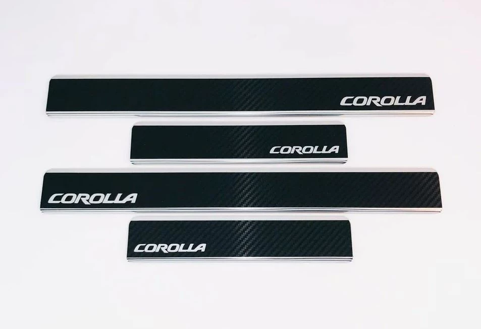Накладки на пороги нержавеющая сталь под карбон 4шт. для Toyota Corolla XI (E160, E170, Е180)
