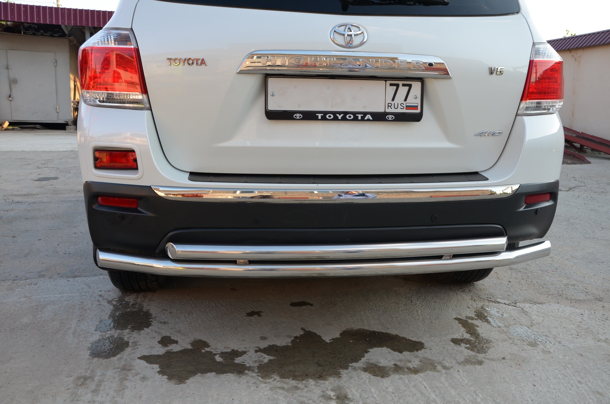 Защита заднего бампера двойная d60/53 мм для Toyota Highlander II (U40) Рестайлинг
