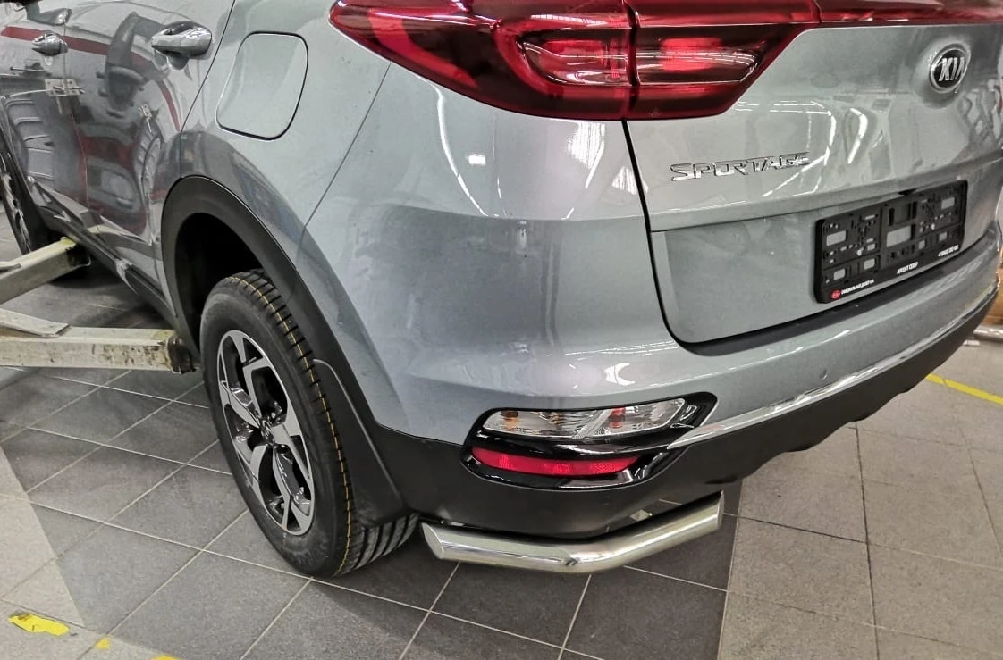 Защита заднего бампера угловая d60 мм для Kia Sportage IV Рестайлинг  Юко KSP.18.18