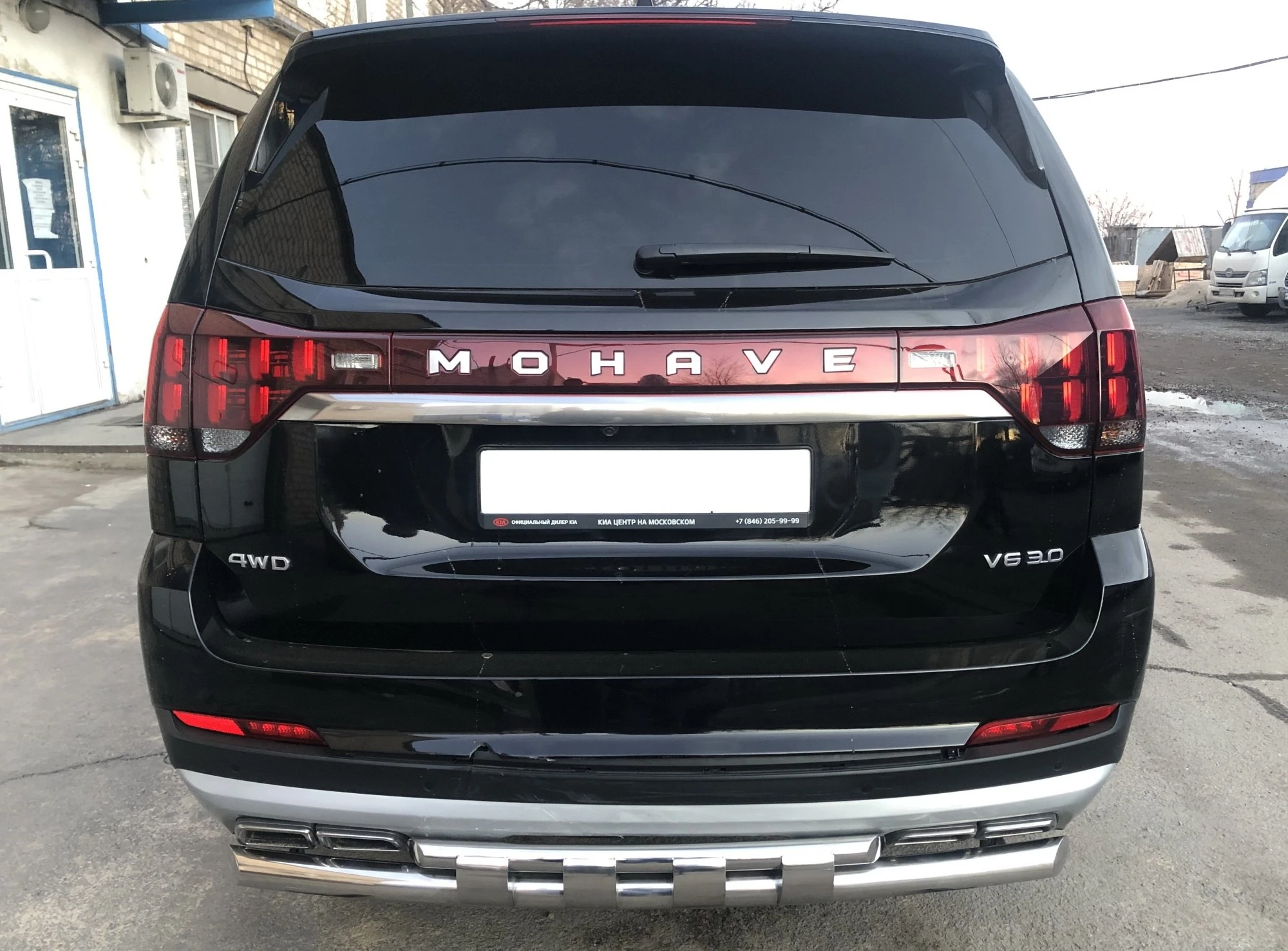 Защита заднего бампера с перемычками d60/42 мм для Kia Mohave I Рестайлинг 2  Юко KMH.21.25