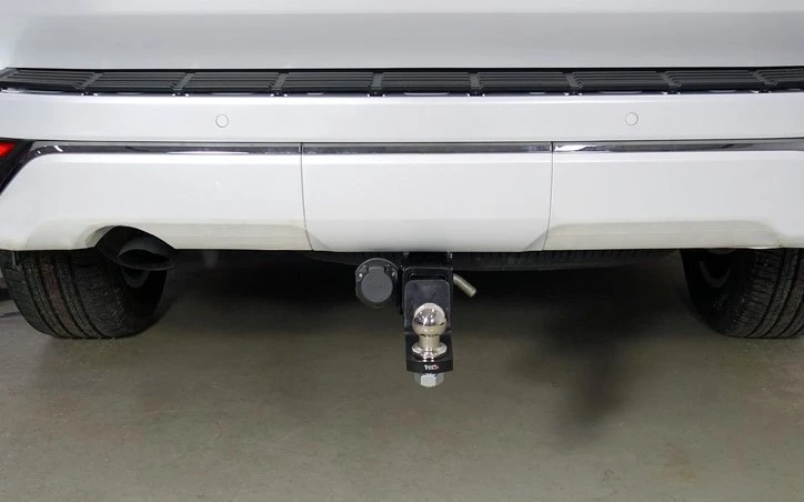 Фаркоп с типом шара Е для Toyota Land Cruiser 300 Series  ТСС TCU00287