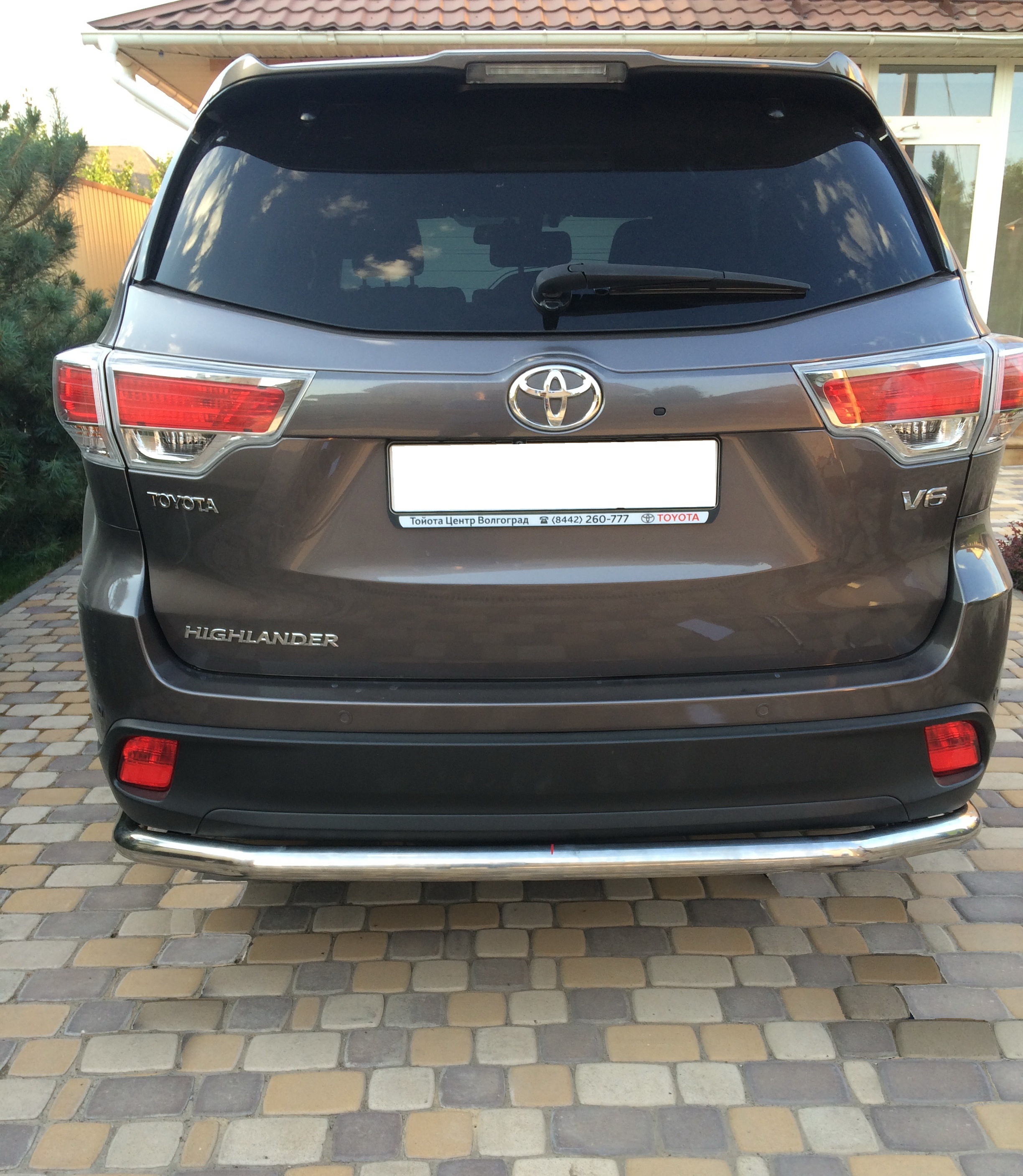 Защита заднего бампера угловая большая d60 мм для Toyota Highlander III (U50)