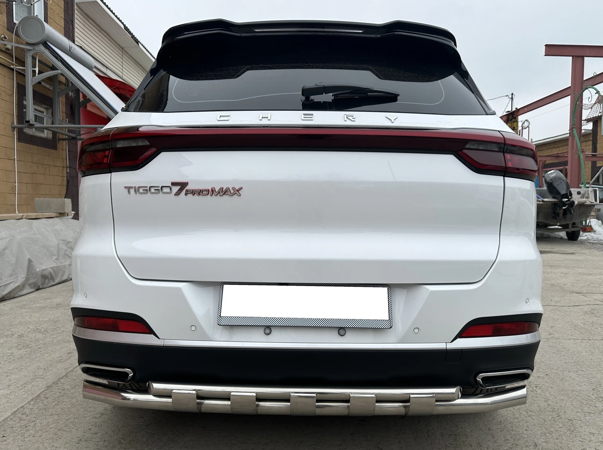 Защита заднего бампера двойная с перемычками d60/42 мм для Chery Tiggo 7 Pro Max  Юко CTGPM.7.22.25
