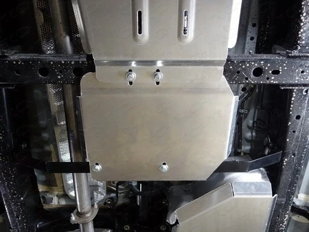 Защита раздаточной коробки для Toyota Fortuner II Рестайлинг  ТСС ZKTCC00329