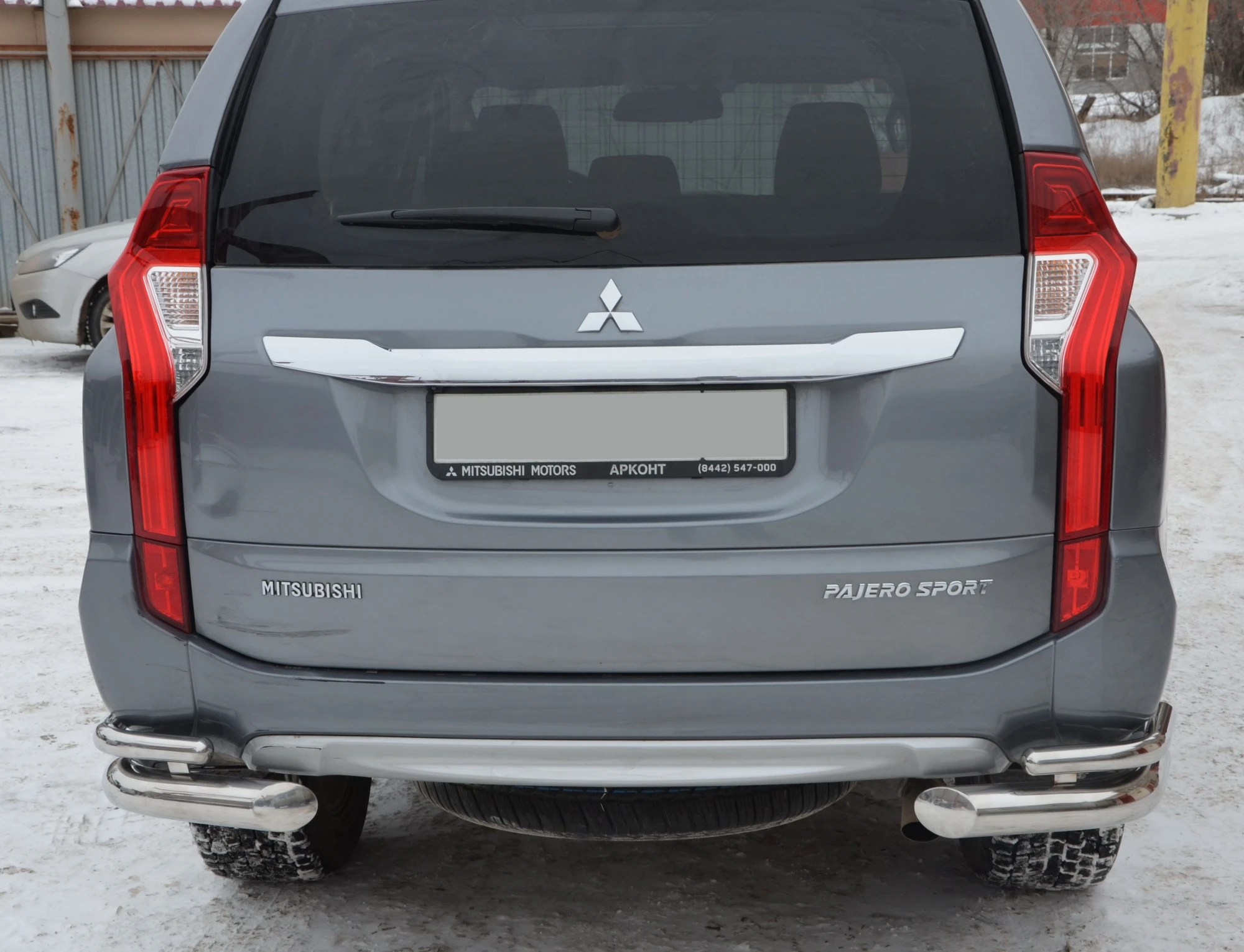 Защита заднего бампера угловая двойная d76/42 мм для Mitsubishi Pajero Sport III  Юко MSPS.17.20