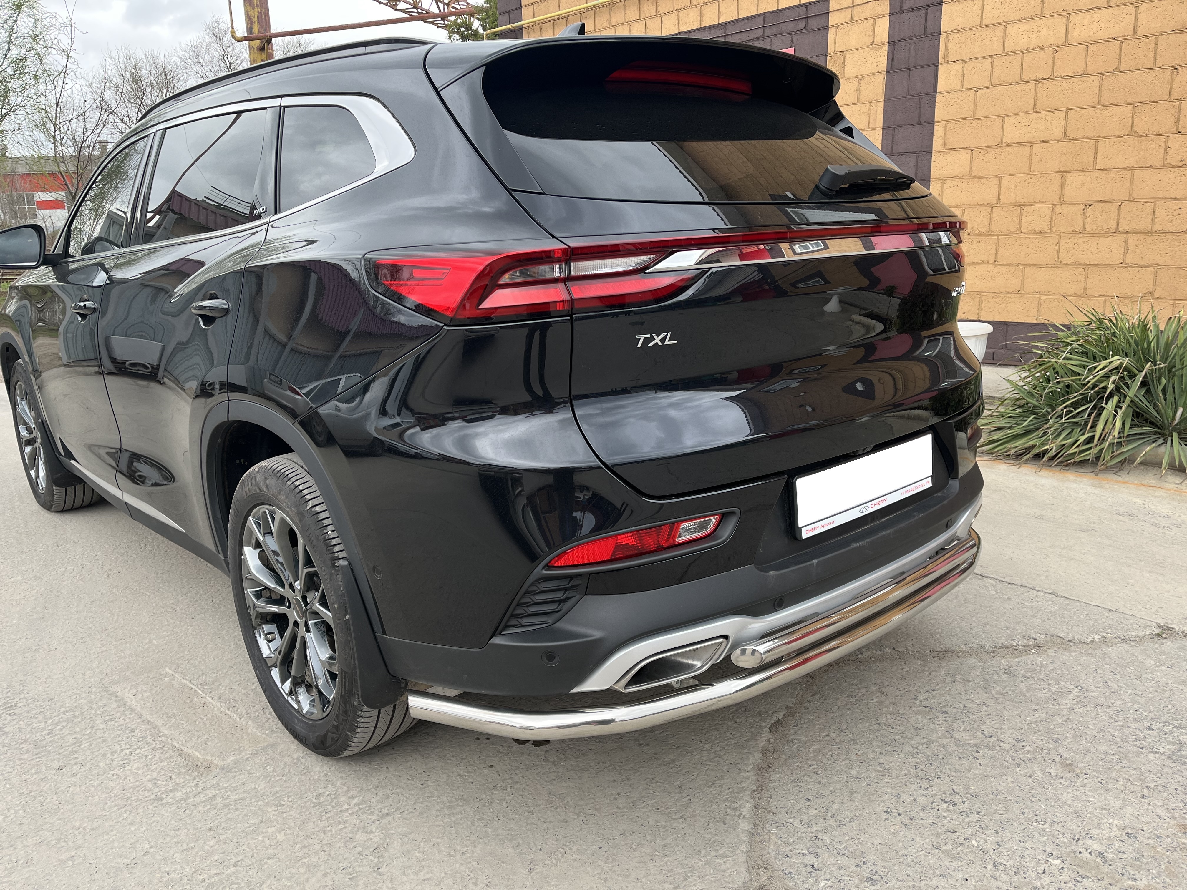 Защита заднего бампера угловая большая двойная d53/42 мм для EXEED TXL I