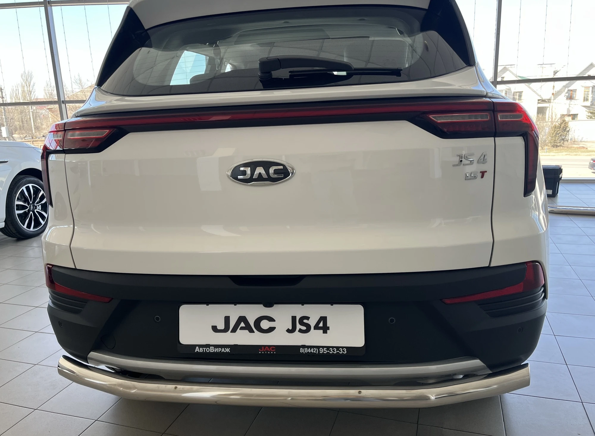 Защита заднего бампера d60 мм для JAC JS4 I  Юко JAC.JS4.22.11
