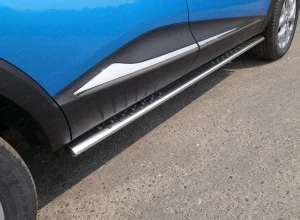 Пороги овальные с проступью 75х42 мм для Renault Kaptur I Рестайлинг  ТСС RENKAP16-20