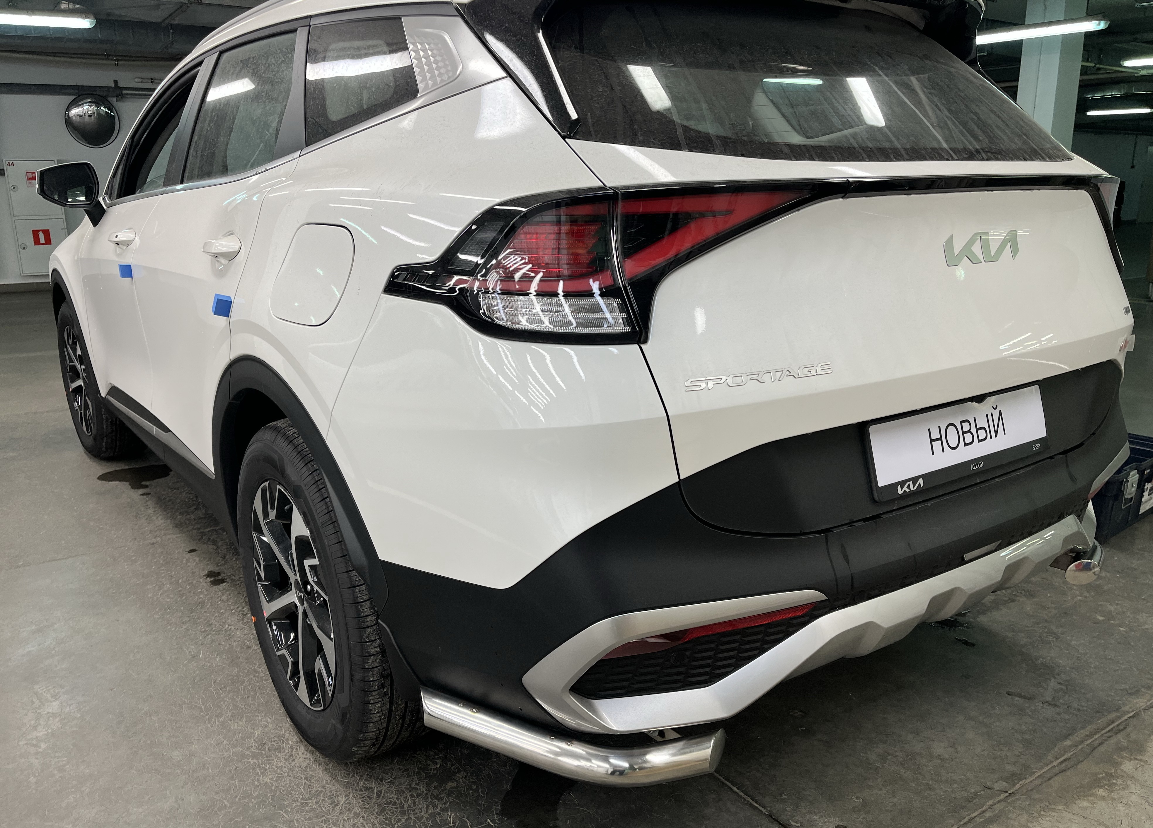 Защита заднего бампера угловая d60 мм для Kia Sportage V