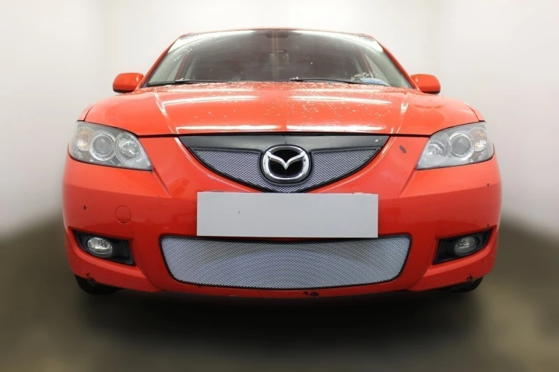 Комплект сеток chrome верх седан и низ для Mazda 3 I (BK) Рестайлинг Хром Стрелка 11 MAZ06.top.chrome-MAZ06.bot.chrome