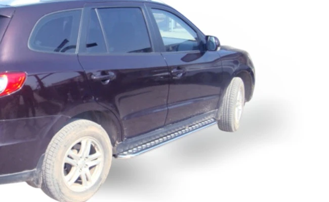 Пороги с накладным листом d53 мм для Hyundai Santa Fe II Рестайлинг  Юко HYSF.10.41
