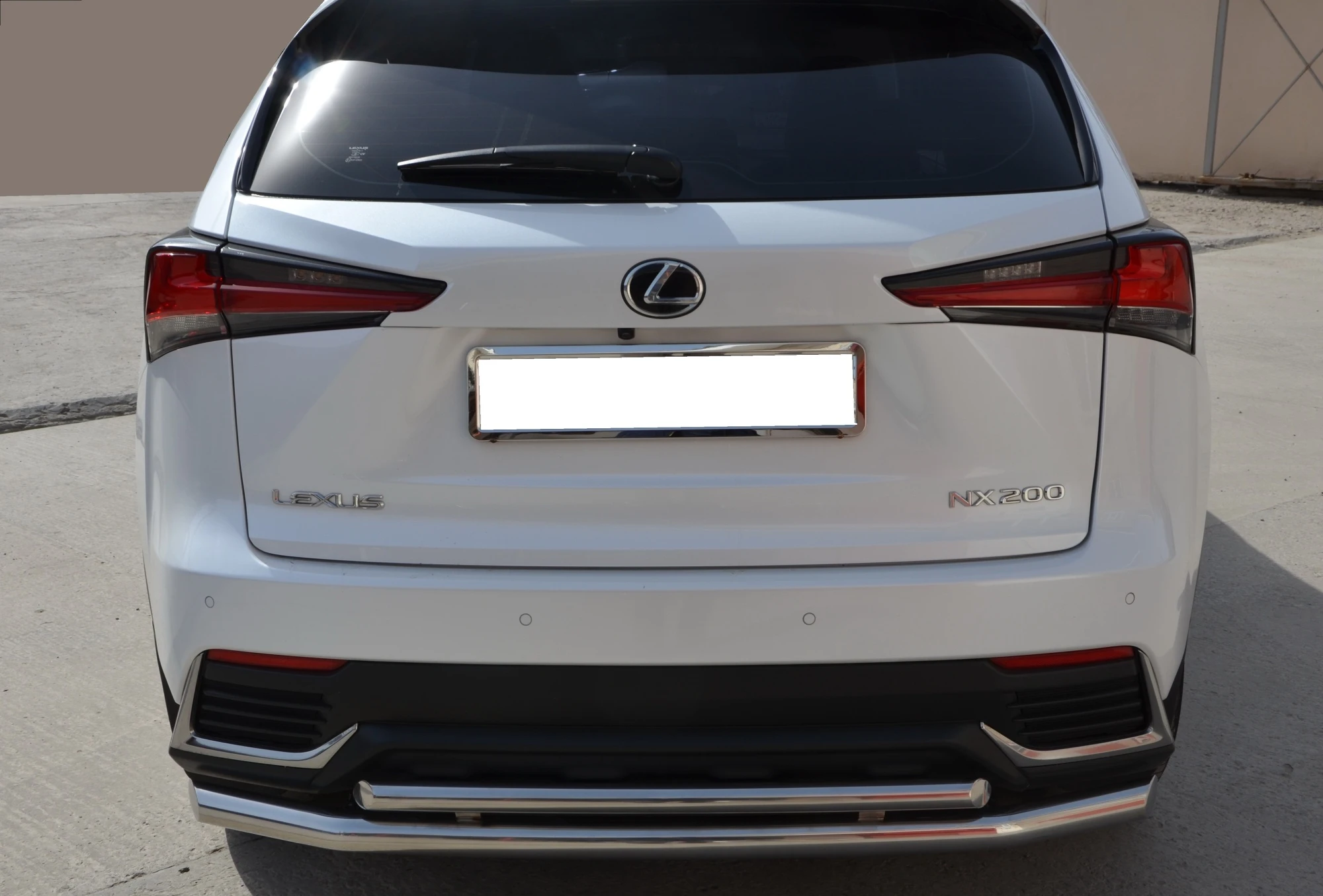 Защита заднего бампера двойная d60/42 мм для Lexus NX I Рестайлинг  Юко LNX.200.17.16