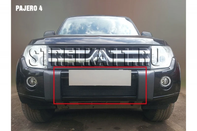 Защитная сетка радиатора для Mitsubishi Pajero IV Черный Стрелка 11 MITPIV08-11.black