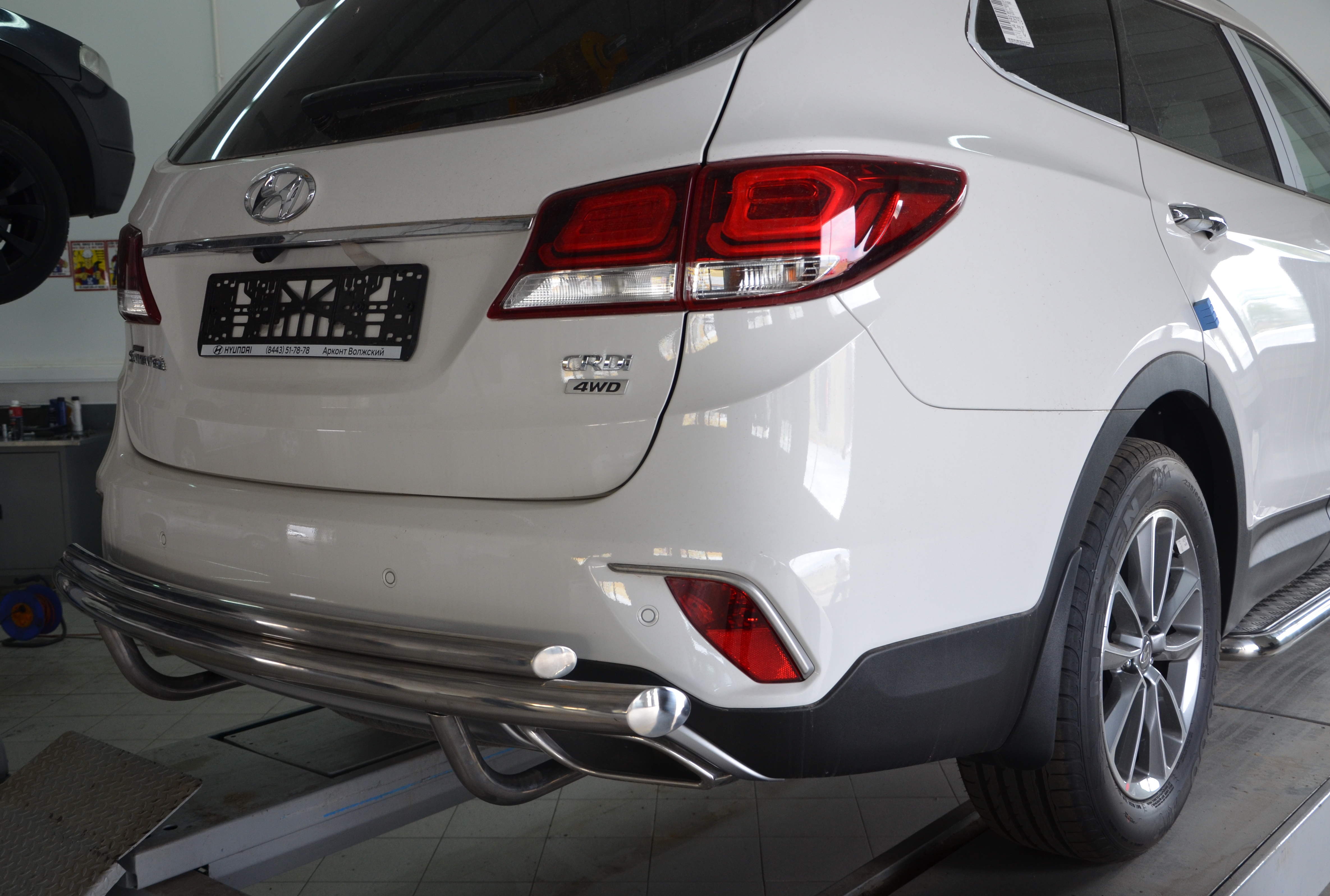 Защита заднего бампера двойная d60/42 мм для Hyundai Grand Santa Fe I Рестайлинг