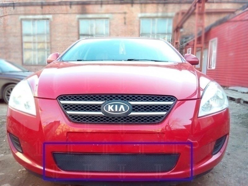 Защитная сетка радиатора для Kia Ceed I Черный Стрелка 11 KCI.black