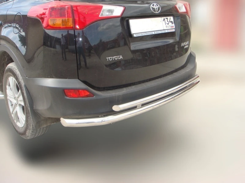 Защита заднего бампера двойная d60/42 мм для Toyota RAV4 IV (XA40)  Юко TRAV.13.16
