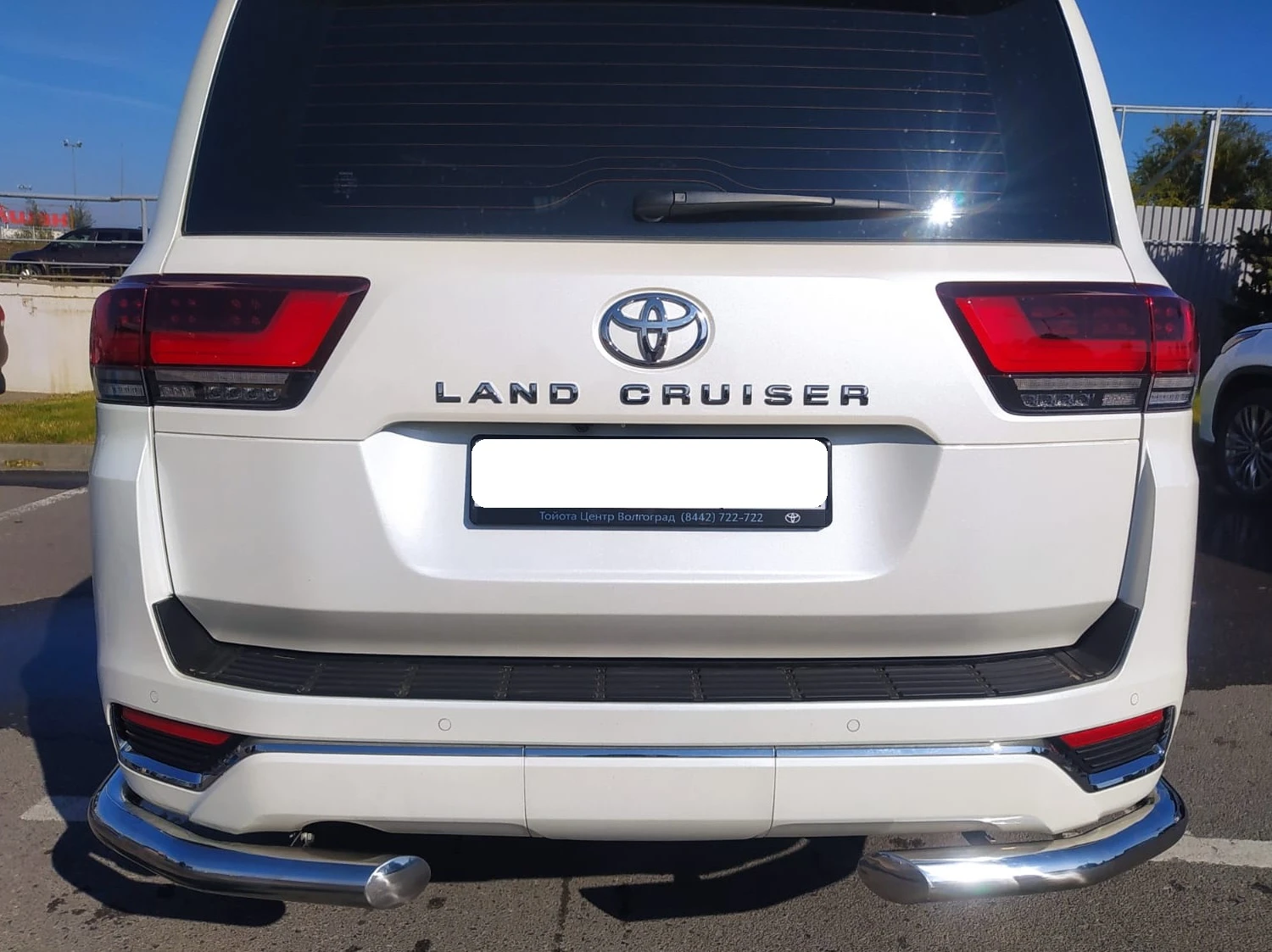 Защита заднего бампера угловая d76 мм для Toyota Land Cruiser 300 Series  Юко TLCU300.21.18