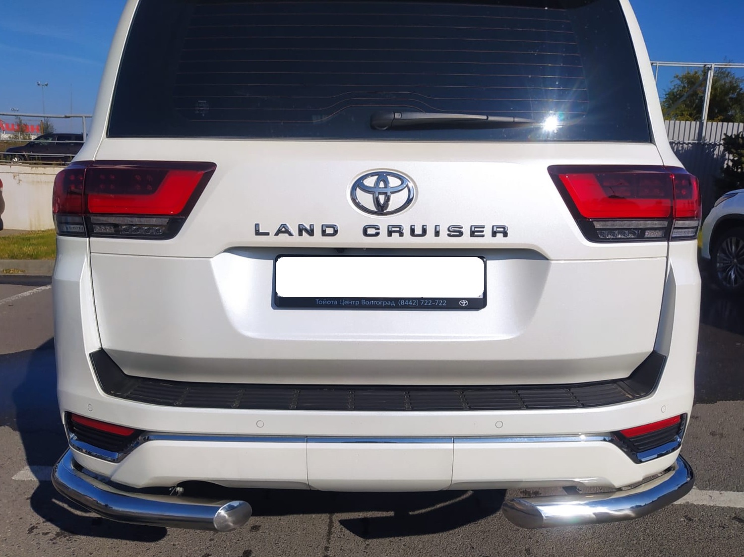 Защита заднего бампера угловая d76 мм для Toyota Land Cruiser 300 Series