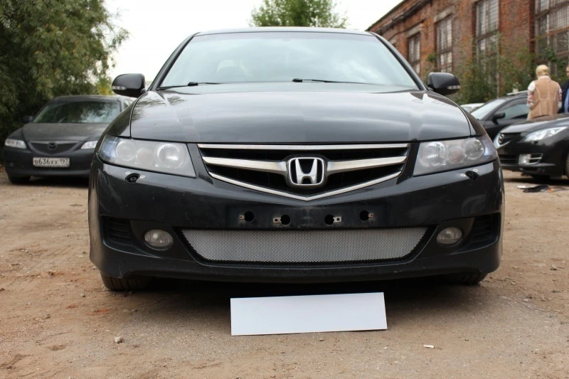 Защитная сетка радиатора для Honda Accord VII Рестайлинг Хром Стрелка 11 HONAC06.chrome